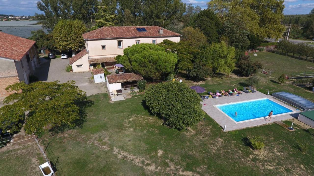 Domaine De L'Ile - Gites Et Chambres D'Hotes Кастелсаразен Екстериор снимка