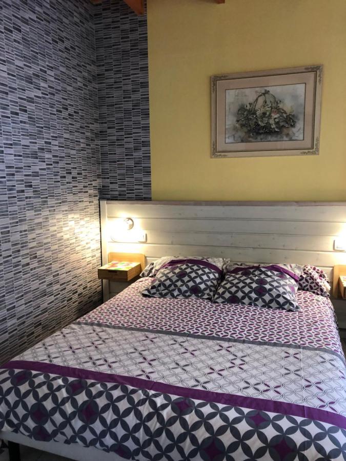 Domaine De L'Ile - Gites Et Chambres D'Hotes Кастелсаразен Екстериор снимка